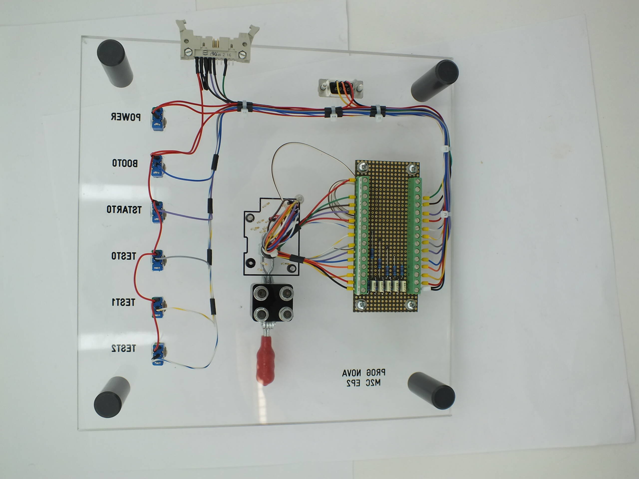 Réalisation d’un lit à clous pour test et debug de carte prototype